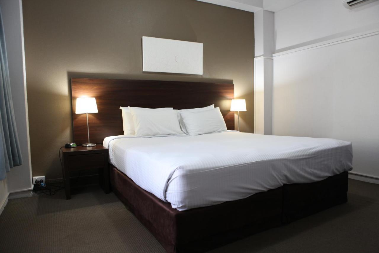 The Cavenagh Hotel Darwin Bagian luar foto