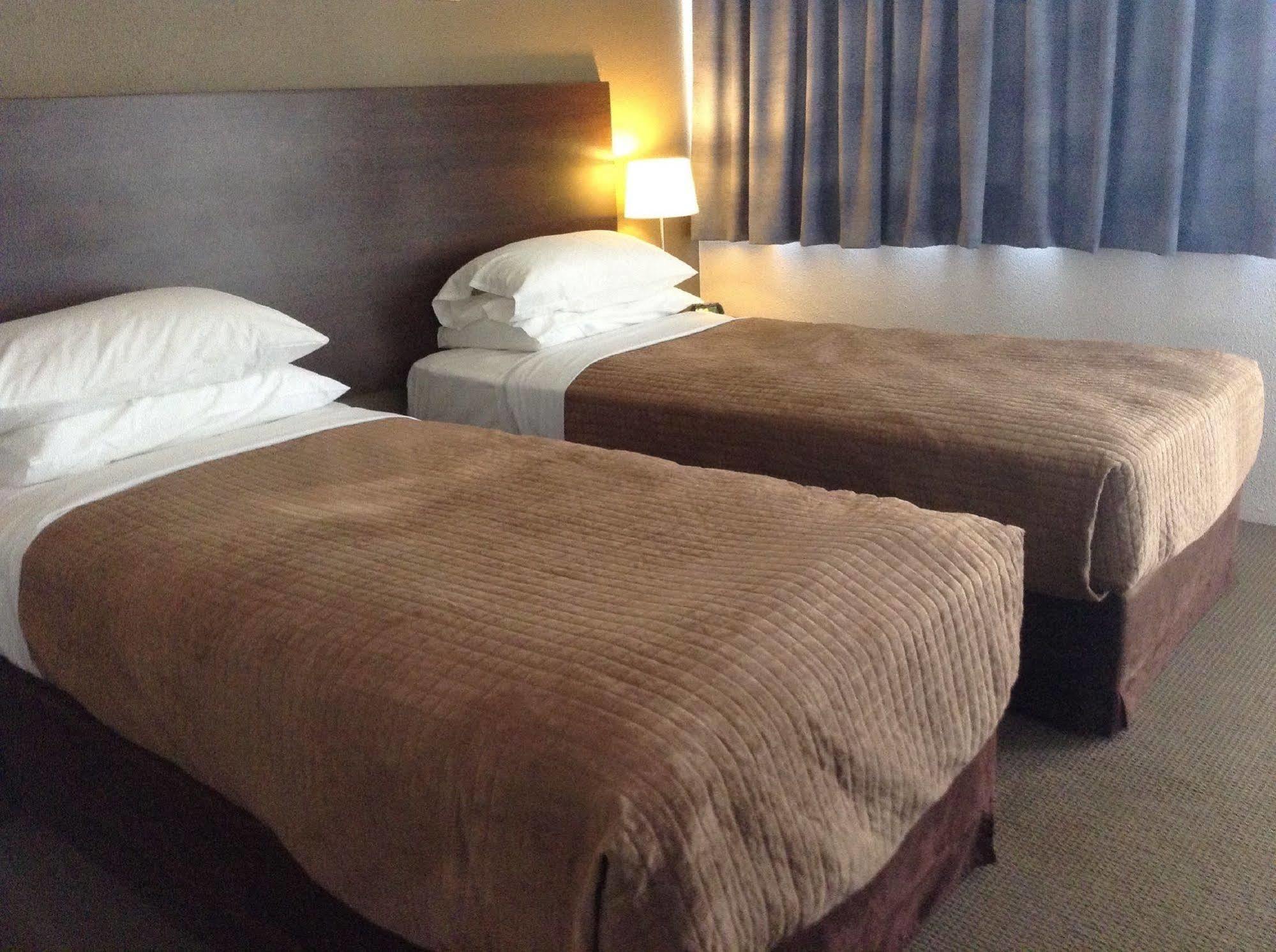 The Cavenagh Hotel Darwin Bagian luar foto